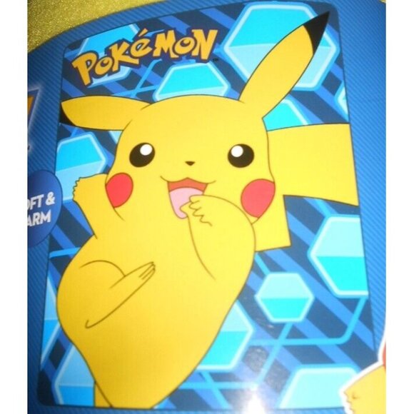 New Pokemon Go Happy Pikachu Soft Light Fleece Throw Gift Blanket Anime Nintendo - Picture 2 of 3
